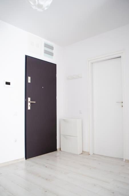 オラデア3 Dream Apartmant 3+Parcare Gratuitaアパートメント エクステリア 写真